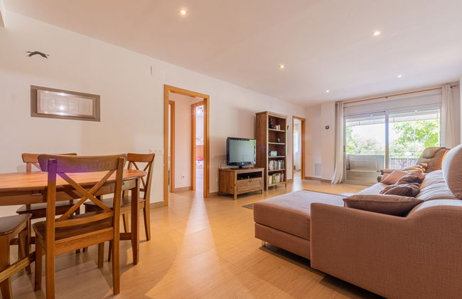 Apartamento de 4 quartos em Torredembarra com piscina e jardim - Foto 3