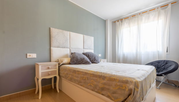 Apartamento de 4 quartos em Torredembarra com piscina e jardim - Foto 5