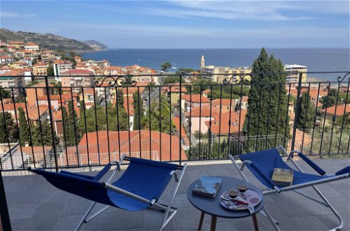 Foto 2 - Apartamento de 2 habitaciones en San Lorenzo al Mare con terraza y vistas al mar