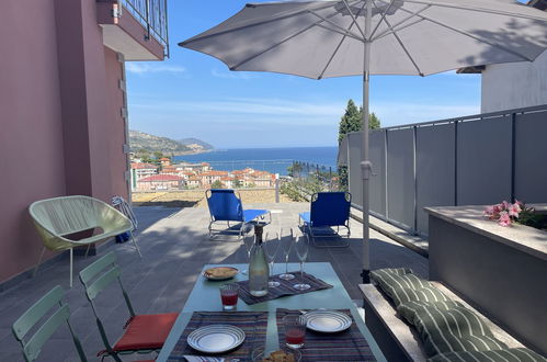 Foto 1 - Appartamento con 2 camere da letto a San Lorenzo al Mare con terrazza e vista mare