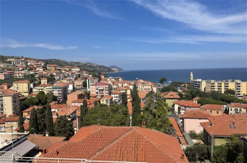 Foto 6 - Apartamento de 2 quartos em San Lorenzo al Mare com terraço e vistas do mar
