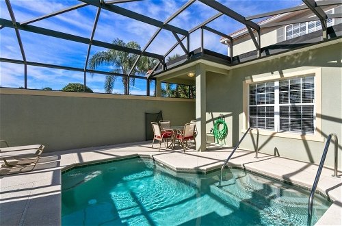 Photo 20 - 5 Bed 4 Bath Town With South Facing Pool 5 Bedroom Townhouse by RedAwning