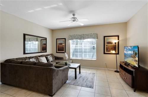 Foto 14 - 5 Bed 4 Bath Town With South Facing Pool 5 Bedroom Townhouse by RedAwning