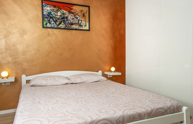 Casa de 4 quartos em Raša com piscina privada e jardim - Foto 17