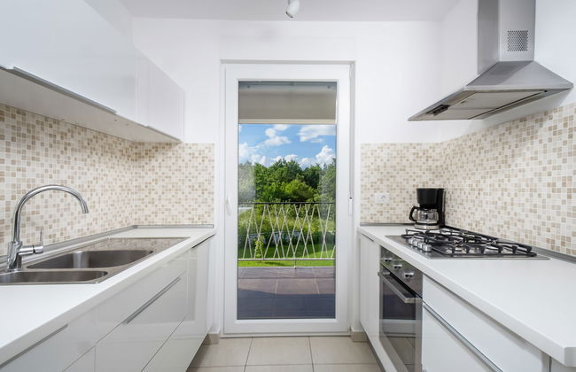 Casa de 4 quartos em Raša com piscina privada e jardim - Foto 12