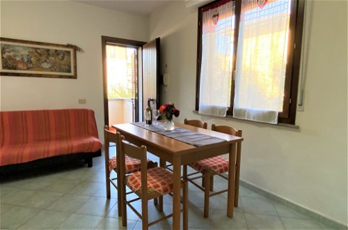 Foto 10 - Appartamento con 1 camera da letto a Rosignano Marittimo con giardino e vista mare