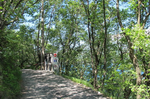 Foto 36 - Casa con 1 camera da letto a Perledo con piscina privata e vista sulle montagne