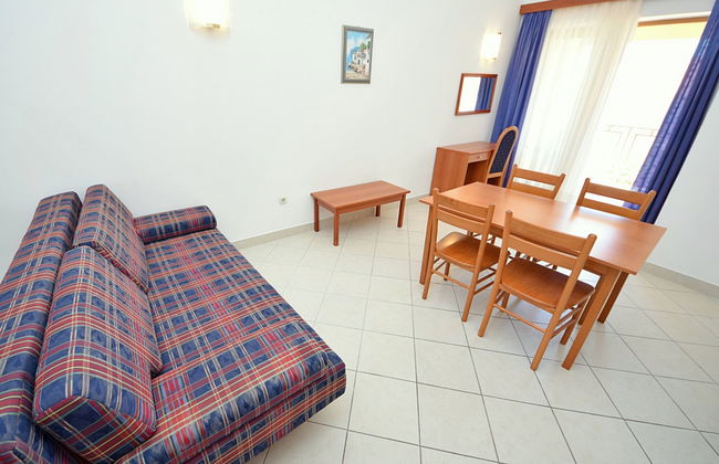 Apartamento de 2 quartos em Orebić com piscina e jardim - Foto 6
