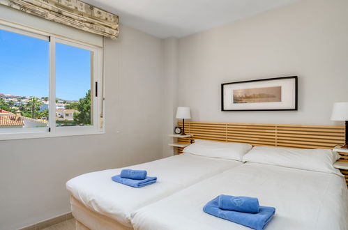 Foto 5 - Appartamento con 2 camere da letto a Mijas con piscina e giardino