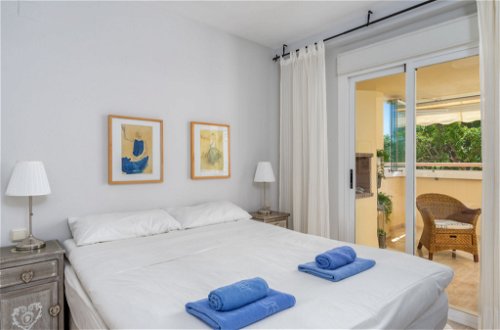 Foto 14 - Apartment mit 2 Schlafzimmern in Mijas mit schwimmbad und garten