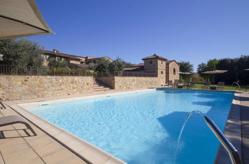 Foto 7 - Apartamento de 2 quartos em Colle di Val d'Elsa com piscina e jardim