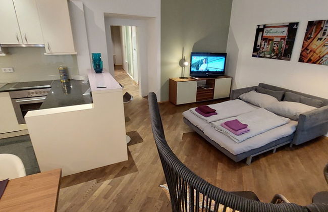 2 bedroom Apartment in Vienna - Photo 14
