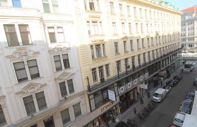 2 bedroom Apartment in Vienna - Photo 27