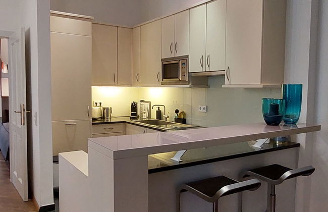 2 bedroom Apartment in Vienna - Photo 13