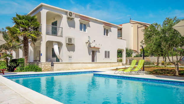 Apartment mit 2 Schlafzimmern in Sibenik mit schwimmbad und garten - Foto 2