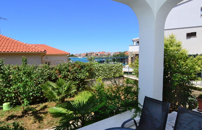 Apartment mit 2 Schlafzimmern in Sibenik mit schwimmbad und garten - Foto 3