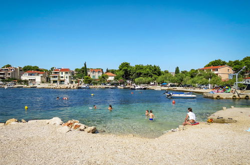 Photo 14 - Appartement de 1 chambre à Sibenik avec piscine et vues à la mer