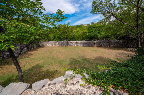 Photo 8 - Maison de 2 chambres à Senj avec terrasse et vues à la mer