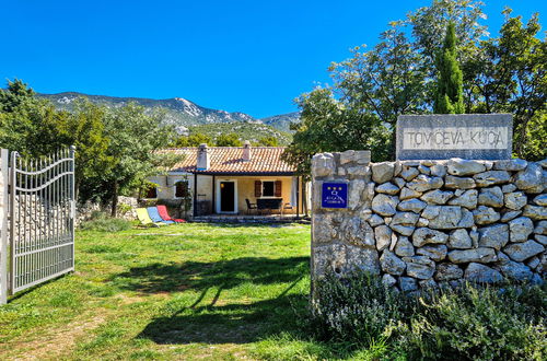 Foto 18 - Casa de 3 quartos em Senj com jardim e terraço
