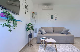 Photo 3 - Maison de 1 chambre à Fažana avec jardin et terrasse