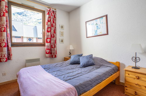 Foto 3 - Appartamento con 1 camera da letto a Les Belleville con vista sulle montagne