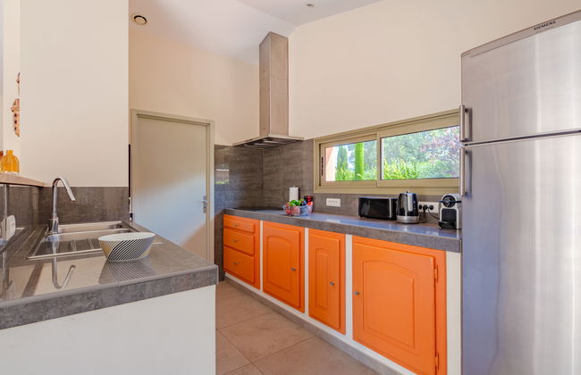 Casa de 4 quartos em Saint-Cézaire-sur-Siagne com piscina privada e jardim - Foto 10