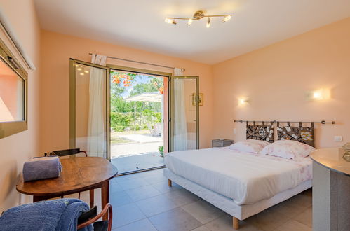 Foto 12 - Casa con 3 camere da letto a Saint-Cézaire-sur-Siagne con piscina privata e vista mare