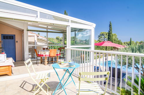 Photo 7 - Maison de 2 chambres à Le Muy avec piscine privée et jardin