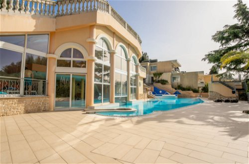 Foto 30 - Apartment mit 3 Schlafzimmern in Sainte-Maxime mit schwimmbad und blick aufs meer