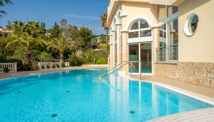 Photo 1 - Appartement de 3 chambres à Sainte-Maxime avec piscine et vues à la mer