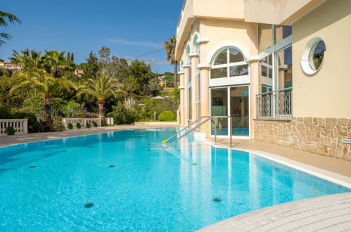 Foto 1 - Apartment mit 3 Schlafzimmern in Sainte-Maxime mit schwimmbad und blick aufs meer