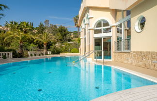 Foto 1 - Apartment mit 3 Schlafzimmern in Sainte-Maxime mit schwimmbad und blick aufs meer