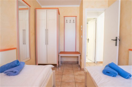 Photo 19 - Appartement de 3 chambres à Sainte-Maxime avec piscine et vues à la mer