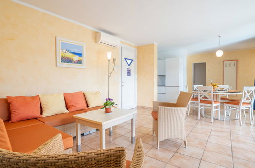 Foto 7 - Apartamento de 3 quartos em Sainte-Maxime com piscina e jardim