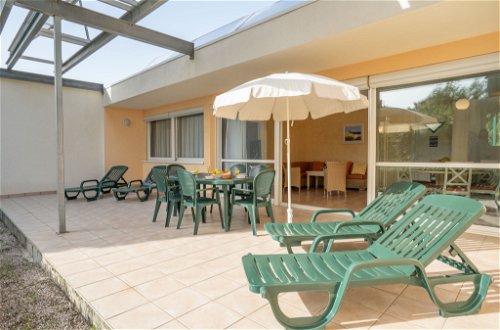 Foto 21 - Apartment mit 3 Schlafzimmern in Sainte-Maxime mit schwimmbad und blick aufs meer