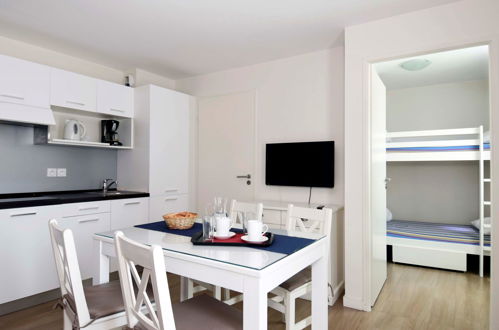 Foto 20 - Appartamento con 1 camera da letto a La Grande-Motte con piscina e vista mare