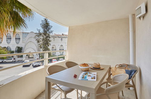 Photo 2 - 1 bedroom Apartment in La Grande-Motte with swimming pool and terrace