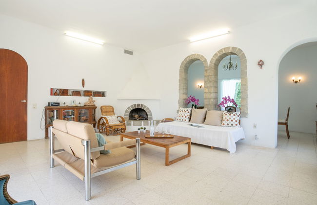 Casa con 4 camere da letto a Ceyreste con piscina privata e giardino - Foto 10