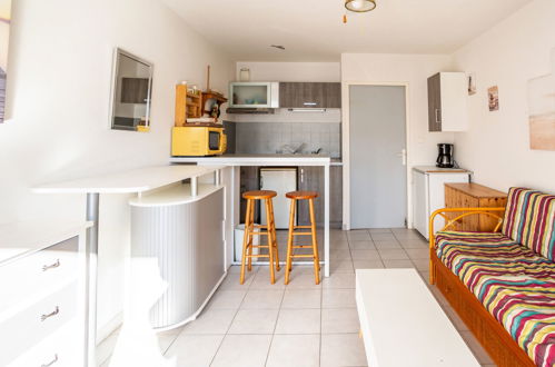 Foto 17 - Apartment mit 1 Schlafzimmer in Agde mit schwimmbad und garten