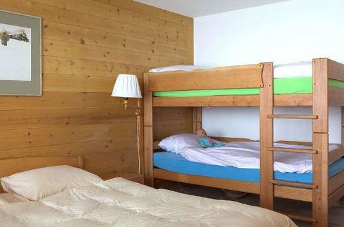 Foto 30 - Appartamento con 3 camere da letto a Saanen