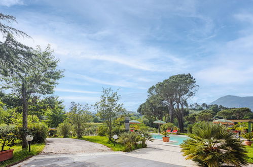 Foto 40 - Casa de 3 quartos em Camaiore com piscina privada e vistas do mar