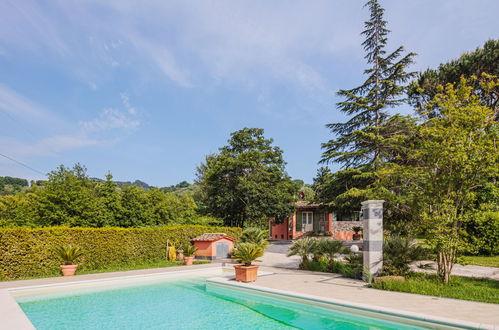 Foto 3 - Casa con 3 camere da letto a Camaiore con piscina privata e giardino