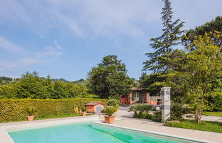 Foto 3 - Casa con 3 camere da letto a Camaiore con piscina privata e giardino