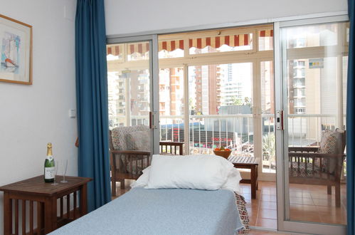 Foto 13 - Apartment mit 1 Schlafzimmer in Benidorm mit terrasse