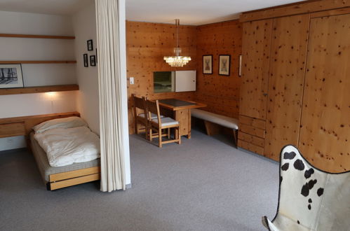 Foto 9 - Appartamento con 1 camera da letto a Davos con piscina e vista sulle montagne