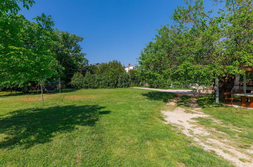 Photo 22 - Appartement de 1 chambre à Umag avec jardin et terrasse