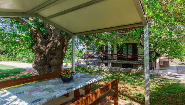 Appartamento con 3 camere da letto a Umag con giardino - Foto 4