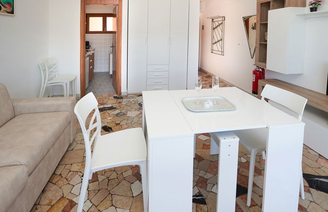 Apartamento de 1 quarto em Brezzo di Bedero com piscina e jardim - Foto 11