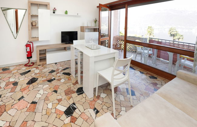 Apartamento de 1 quarto em Brezzo di Bedero com piscina e jardim - Foto 8