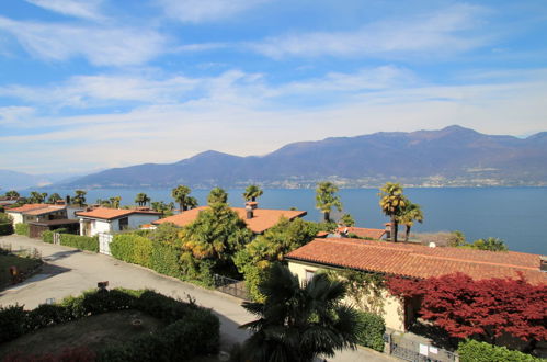 Foto 13 - Apartamento en Brezzo di Bedero con piscina y vistas a la montaña